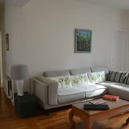 Jacques Melchior Meuble De Tourisme 3 Etoiles Intra Muros Appartement *